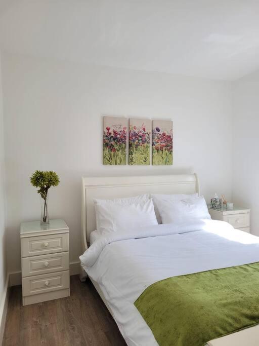 Holiday home - Near Heathrow *